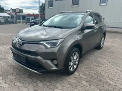 Braun Gebraucht 2016 Toyota RAV4 Comfort SUV | 13.550 €