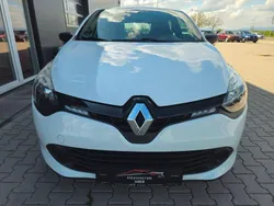 Weiß Gebraucht 2015 Renault Clio IV Expression Limousine | 4.600 € (Fairer Preis)