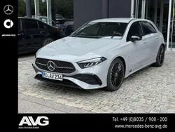 Alpingrau uni Gebraucht 2025 Mercedes A200 AMG Limousine | 41.900 €