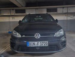 Schwarz Gebraucht 2016 VW Golf VII R Kombi | 21.000 € (Fairer Preis)