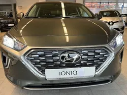 Grau Gebraucht 2021 Hyundai Ioniq Limousine | 22.890 € (Teuer)