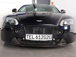Blau Gebraucht 2016 Aston Martin V12 Vantage | 119.889 € (Guter Preis)