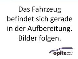 Weiß Gebraucht 2017 VW Golf VII Trendline Limousine | 12.490 € (Fairer Preis)