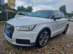 Gletscherweiß metallic Gebraucht 2016 Audi A1 Admired Kleinwagen | 10.950 € (Fairer Preis)