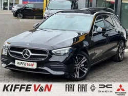 Schwarz unilack Gebraucht 2022 Mercedes C300e Avantgarde Kombi | 34.430 € (Etwas zu teuer)