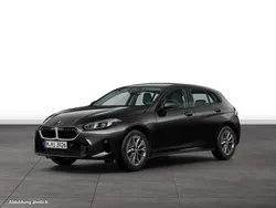 Black sapphire metallic Gebraucht 2025 BMW 120 Coupé Shadowline Coupé | 36.974 €