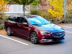 Rot Gebraucht 2018 Opel Insignia Business Innovation Kombi | 14.600 € (Teuer)