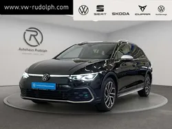 Grenadillschwarz metallic Gebraucht 2024 VW Golf Alltrack Kombi | 37.880 € (Fairer Preis)