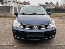 Blau Gebraucht 2012 Nissan Tiida Kombi | 4.850 €