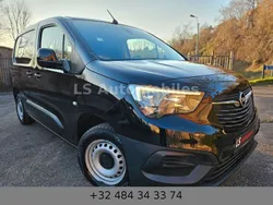 Schwarz Gebraucht 2019 Opel Combo Van / Kleinbus | 8.499 € (Guter Preis)
