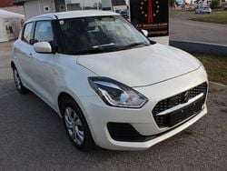 Weiß Gebraucht 2022 Suzuki Swift Limousine | 11.500 € (Guter Preis)