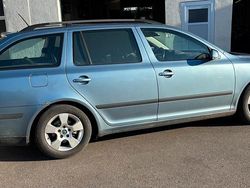 Blau Gebraucht 2008 Skoda Octavia Kombi | 2.350 € (Fairer Preis)