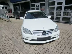 Weiß Gebraucht 2009 Mercedes CLC200 Kleinwagen | 9.199 € (Fairer Preis)