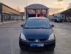 Schwarz Gebraucht 2006 Mitsubishi Colt Van / Kleinbus | 1.400 €