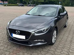 Grau Gebraucht 2018 Mazda 3 Sports-Line Limousine | 14.000 € (Fairer Preis)