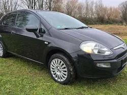 Carbon schwarz Gebraucht 2010 Fiat Punto Active Kleinwagen | 2.500 € (Fairer Preis)