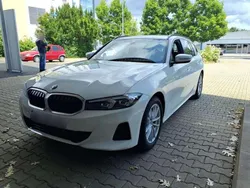 Weiß Gebraucht 2024 BMW 318 Kombi | 34.050 € (Etwas zu teuer)