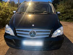 Schwarz Gebraucht 2012 Mercedes Viano Van / Kleinbus | 14.999 €