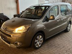Braun Gebraucht 2014 Citroën Berlingo Van / Kleinbus | 4.500 € (Fairer Preis)