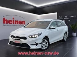 Weiß Gebraucht 2025 Kia Ceed Sportswagon Gold Kombi | 22.899 € (Superpreis)