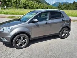 Grau Gebraucht 2014 Ssangyong Korando Quartz SUV | 7.900 € (Guter Preis)