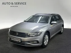 Silber Gebraucht 2023 VW Passat Kombi | 26.960 € (Guter Preis)