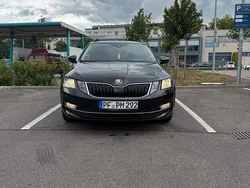 Schwarz Gebraucht 2017 Skoda Octavia Kombi | 8.500 € (Fairer Preis)