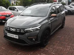 Grau Gebraucht 2023 Dacia Jogger Extreme Limousine | 18.950 € (Fairer Preis)