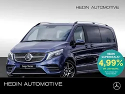 Blau Gebraucht 2023 Mercedes V300 AMG Van / Kleinbus | 58.979 € (Guter Preis)