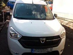 Weiß Gebraucht 2020 Dacia Dokker Comfort Van | 12.500 € (Fairer Preis)