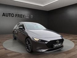 Machine gray Gebraucht 2024 Mazda 3 Homura-Line Limousine | 25.990 € (Fairer Preis)
