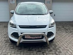 Weiß Gebraucht 2016 Ford Kuga Trend SUV | 10.699 € (Guter Preis)