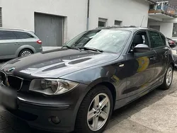 Grau Gebraucht 2006 BMW 120 Kleinwagen | 2.600 € (Guter Preis)