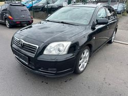 Schwarz Gebraucht 2006 Toyota Avensis Executive Kombi | 1.900 € (Fairer Preis)