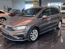 Grau Gebraucht 2017 VW Golf VII Highline Limousine | 15.995 € (Etwas zu teuer)