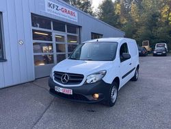 Weiß Gebraucht 2021 Mercedes Citan 108 Van / Kleinbus | 13.488 € (Fairer Preis)