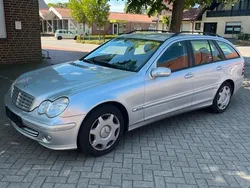 Mercedes C200
