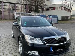 Schwarz Gebraucht 2009 Skoda Octavia Ambiente Limousine | 5.500 € (Fairer Preis)