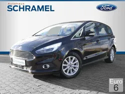 Schwarz Gebraucht 2015 Ford S-MAX Titanium Van / Kleinbus | 20.990 € (Etwas zu teuer)