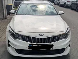 Weiß Gebraucht 2018 Kia Optima Vision Kombi | 13.000 € (Guter Preis)