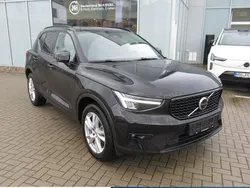 Schwarz Gebraucht 2024 Volvo XC40 Plus SUV | 35.500 € (Guter Preis)