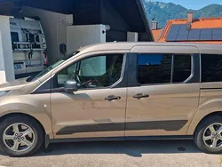 Beige Gebraucht 2020 Ford Grand Tourneo Connect Trend Van / Kleinbus | 19.900 € (Guter Preis)