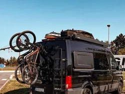 Schwarz Gebraucht 2020 MAN TGE Van | 49.999 €