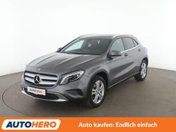 Grau Gebraucht 2016 Mercedes GLA200 Urban SUV | 19.350 € (Fairer Preis)