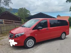 Rot Gebraucht 2019 Mercedes Vito Van / Kleinbus | 38.500 € (Guter Preis)