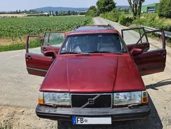 Rot Gebraucht 1994 Volvo 940 Kombi | 2.200 €