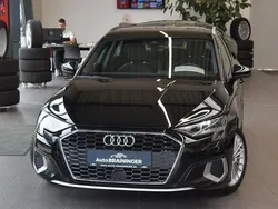 Schwarz Gebraucht 2022 Audi A3 Sportback Advanced Limousine | 25.950 € (Fairer Preis)
