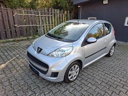 Grau Gebraucht 2009 Peugeot 107 Filou Kleinwagen | 5.999 € (Etwas zu teuer)