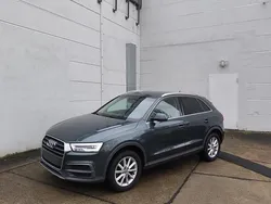 Grau Gebraucht 2017 Audi Q3 SUV | 18.500 € (Fairer Preis)