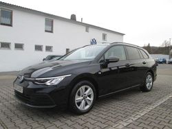 Deep black perleffekt Gebraucht 2021 VW Golf VIII Life Kombi | 20.490 € (Fairer Preis)